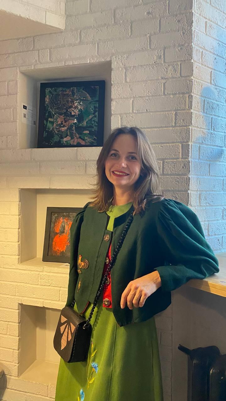 Персональная выставка  Lora Pavlova в 